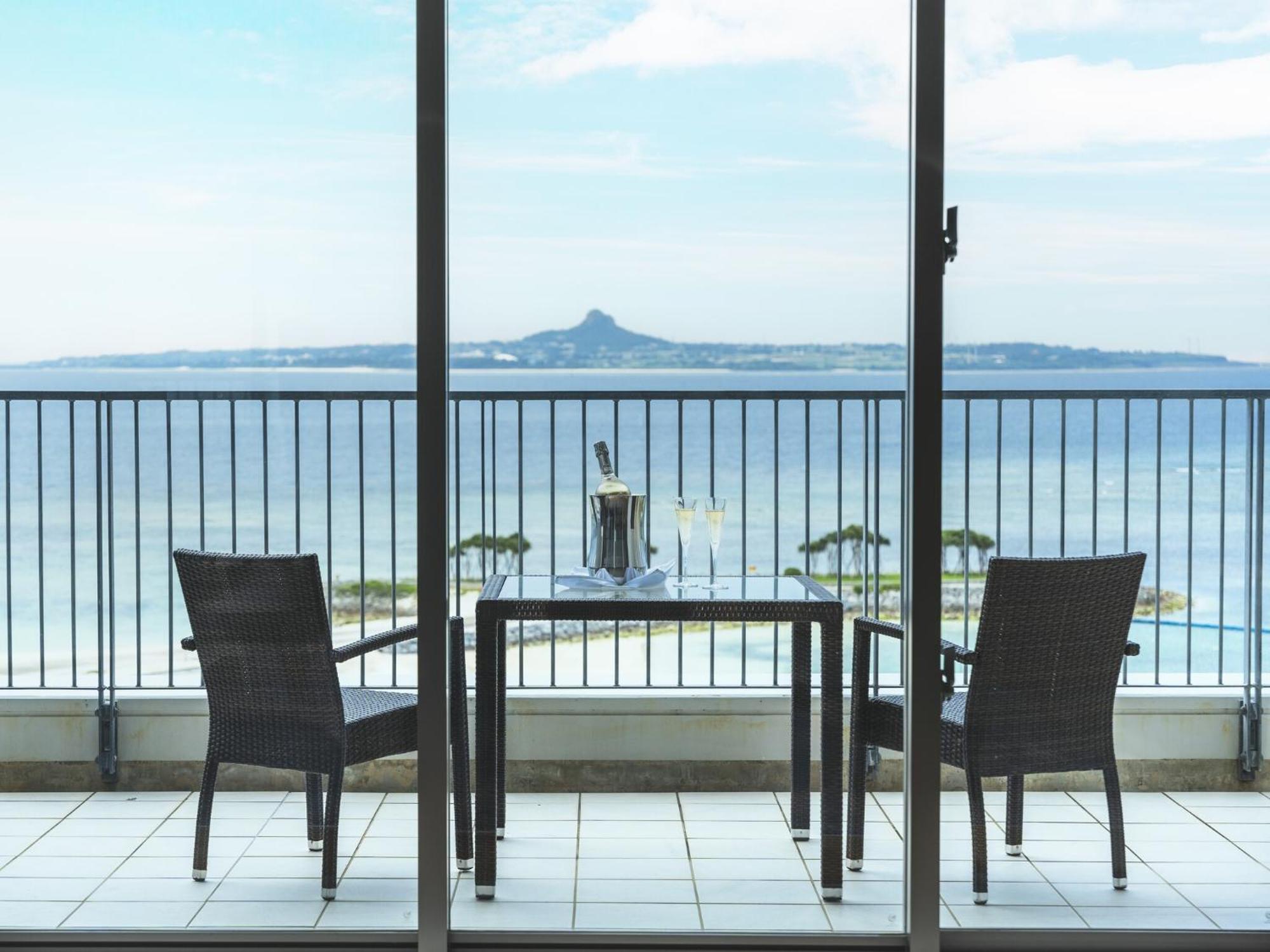 The Orion Hotel Motobu Resort & Spa Экстерьер фото